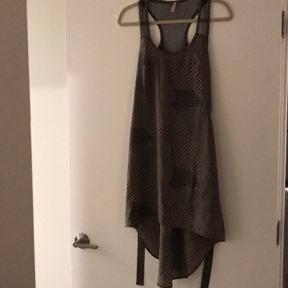 Dress - Picture 2 of 4